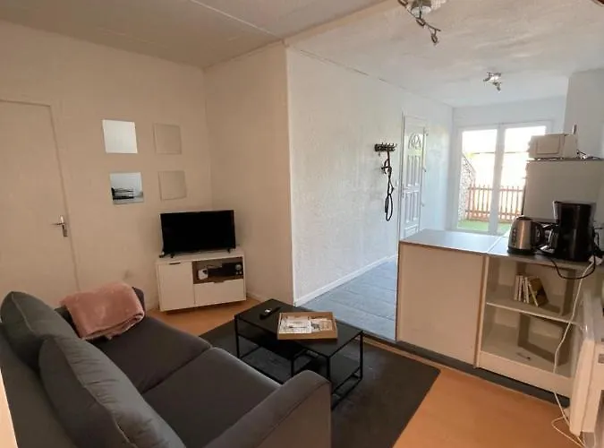 Nid Douillet Proche Des Thermes